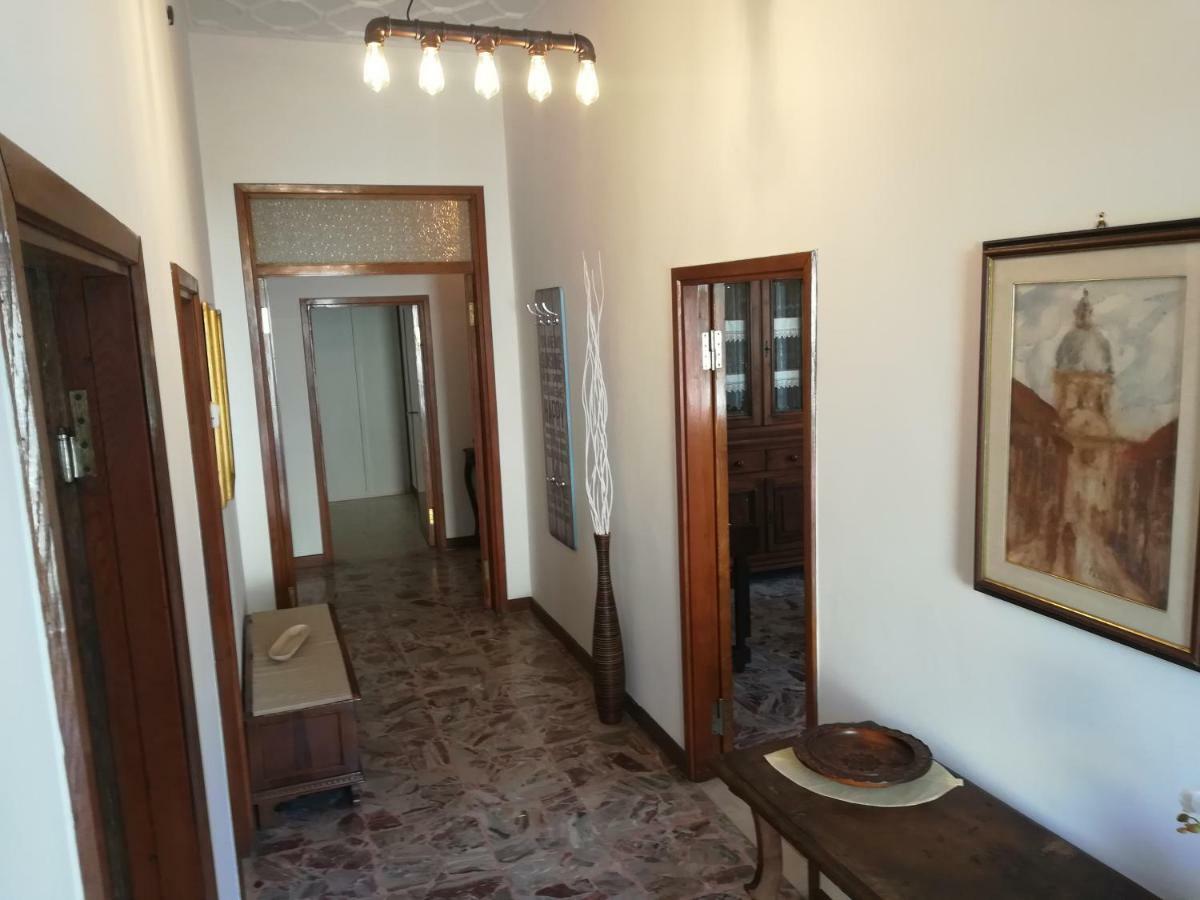 Villa Gina Asyż Zewnętrze zdjęcie